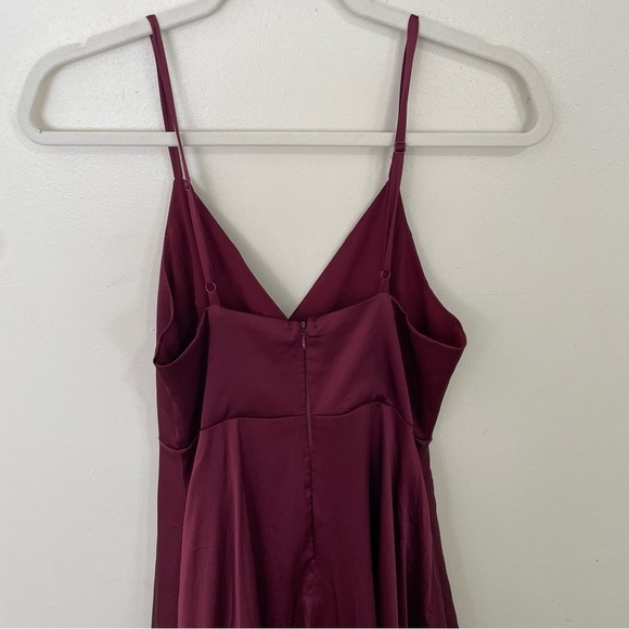 Lulu’s Ode To Love Satin Burgundy Cocktail Wedding Vacation Maxi Dress Size S - Picture 5 of 11